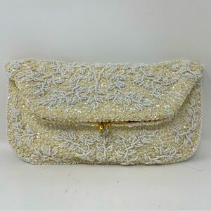 Vintage La Regale Elegant Beaded Clutch in Cream